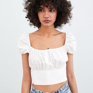 Zara White Button-Up Puff Sleeve Crop Top